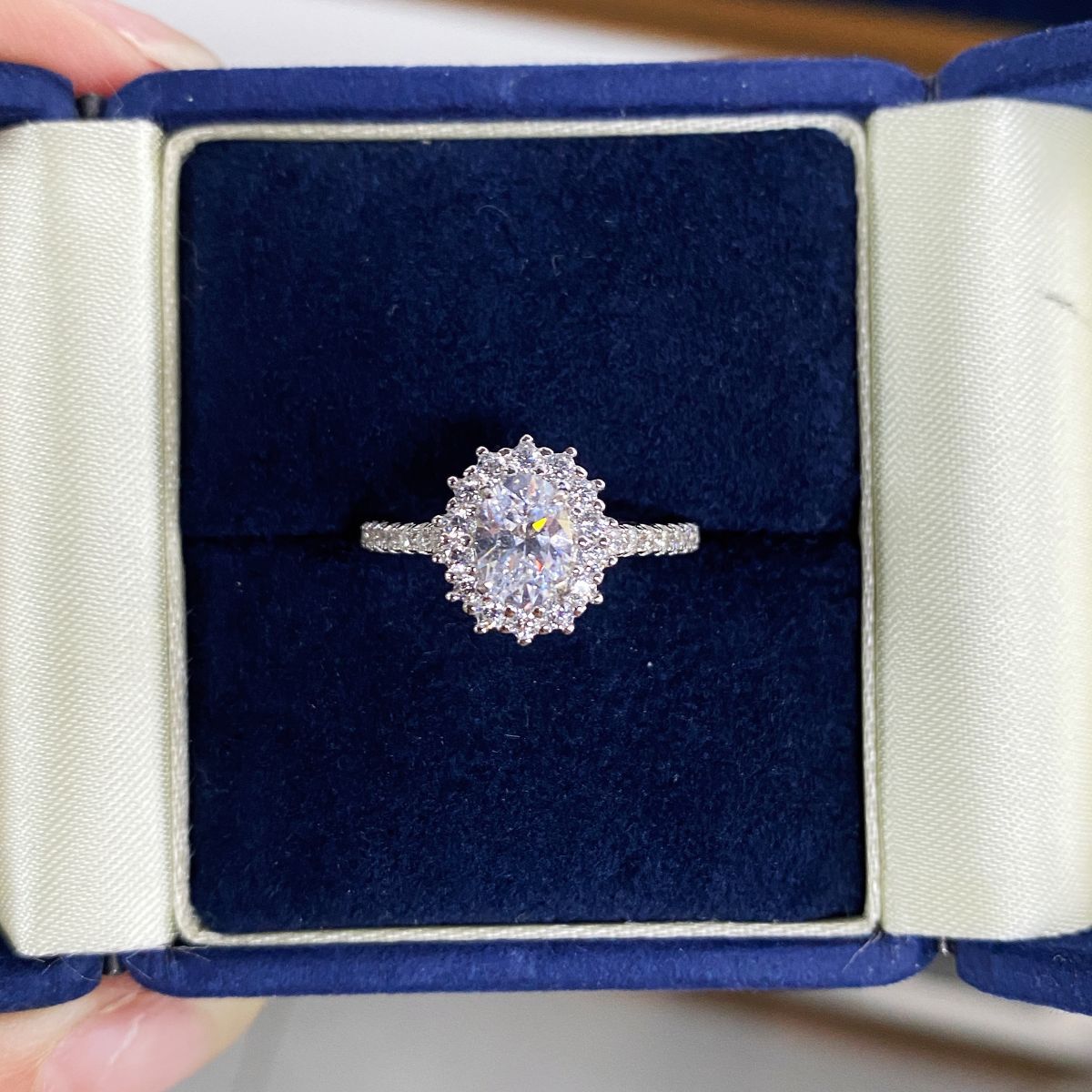 Andromeda - Moissanite